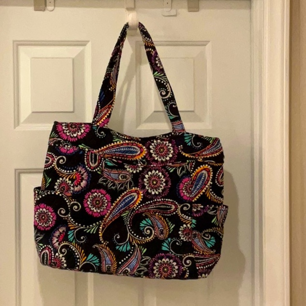 VERA BRADLEY Pleated Tote; Bandana Swirl 
Brand New. NWT.